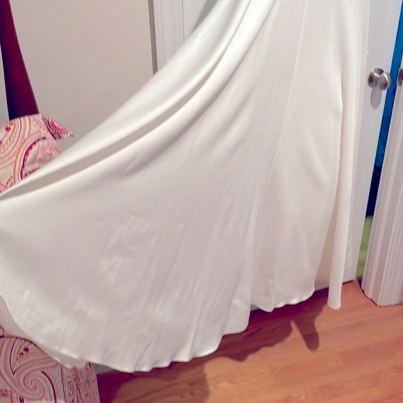 Mac Duggal Ball Gown - Picture 10 of 14